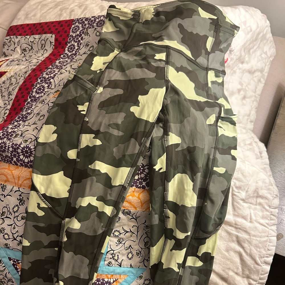 Size 2 Lululemon camo leggings like new condition